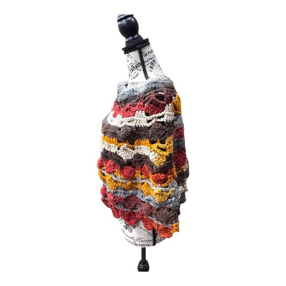 Handmade Crochet Poncho Shawl Shoulder Wrap Scalloped Edge Women One Size Boho - Picture 7 of 9